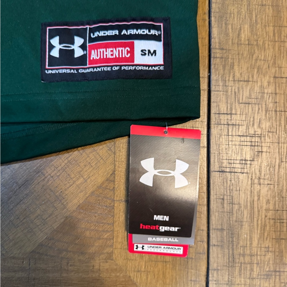 Under Armour Men's Dark Green Button-Up Baseball Jersey NWT - Picture 2 of 9
